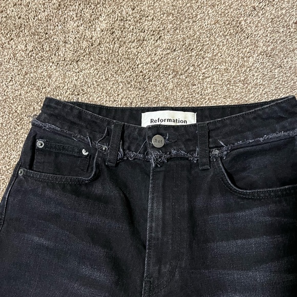 Julia Jean - Picture 5 of 6